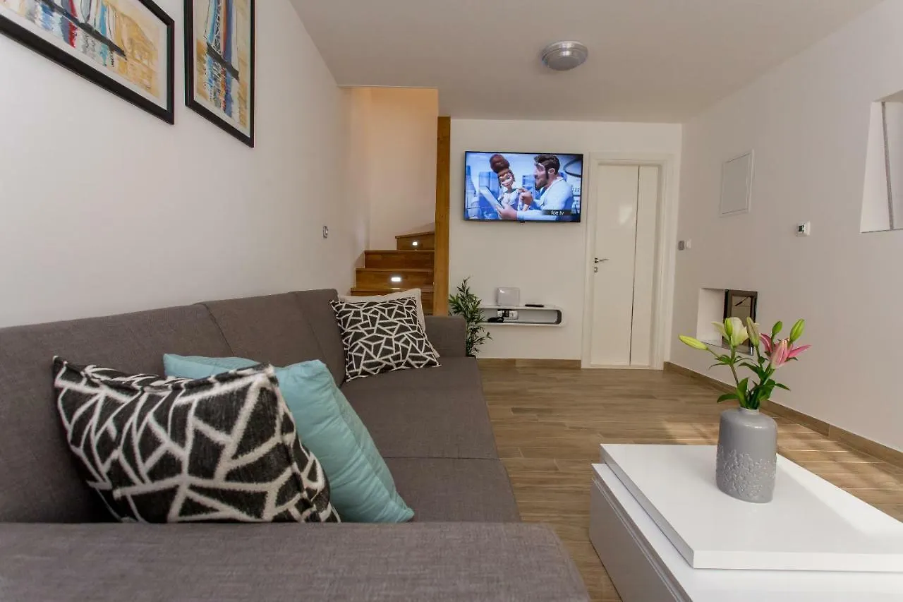Apartment Teddy Bear Trogir 0*,  Chorvatsko